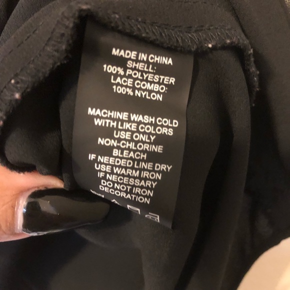 Vince Camuto Black and Lace Blouse - Picture 5 of 5